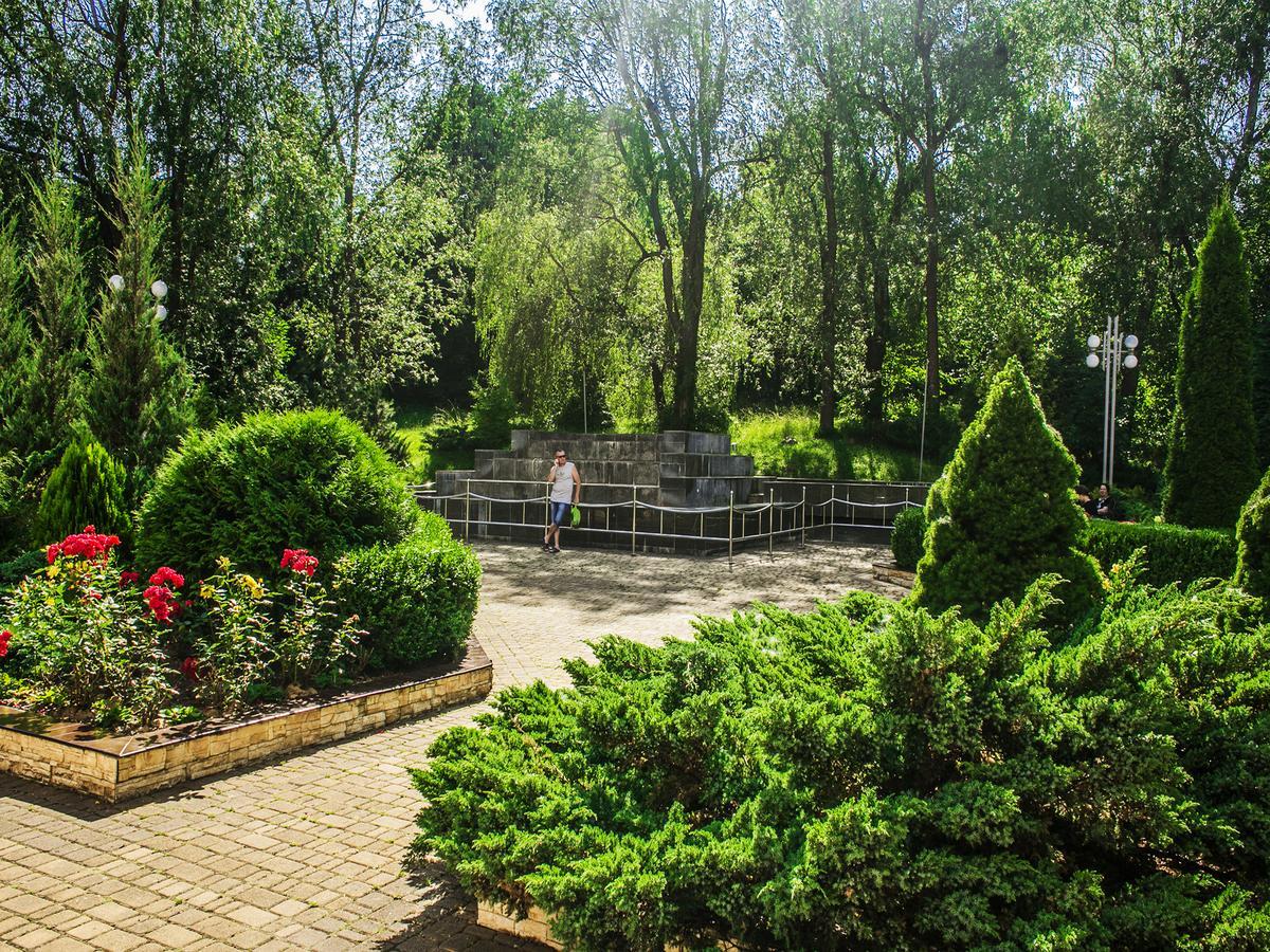Hotel Sanatorium Elite Dnipro Truskavec' Esterno foto
