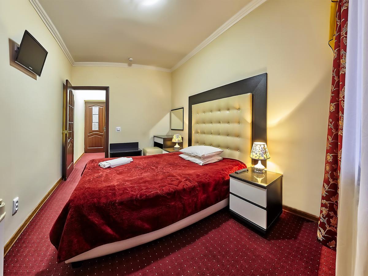Hotel Sanatorium Elite Dnipro Truskavec' Esterno foto