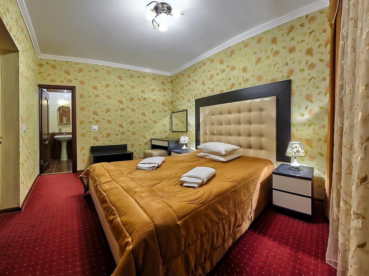 Hotel Sanatorium Elite Dnipro Truskavec' Esterno foto